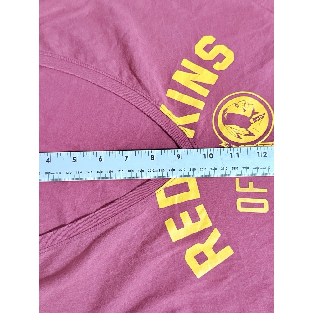 Nike NFL Washington Redskins V-Neck T-Shirt Women's S Maroon Athleisure Retro - Picture 9 of 10